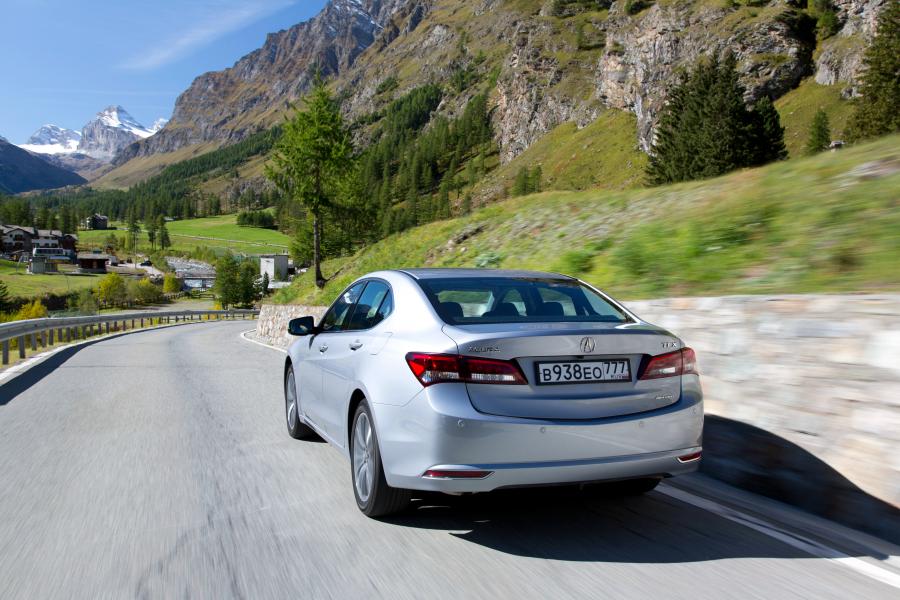  Acura TLX 3.5L V6 SH-AWD 2014 года  (CIS) (фото 5 из 13)